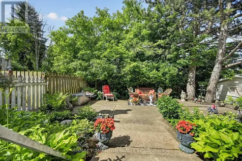 108 Bethune Street Brockville ON K6V 2E4