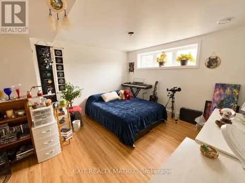 827 Edmond Street Hawkesbury ON K6A 3C6