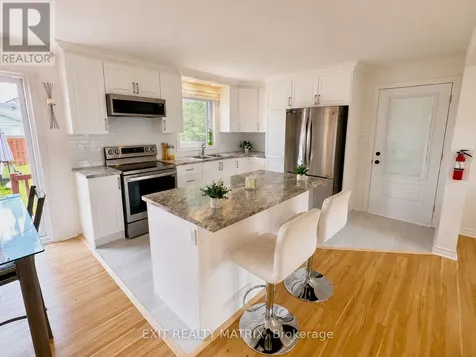 827 Edmond Street Hawkesbury ON K6A 3C6