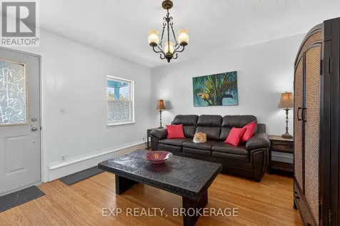 45 Main Street Gananoque ON K7G 2L8