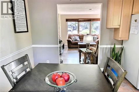 541 Parkview Crescent Cambridge ON N3H 4Z9