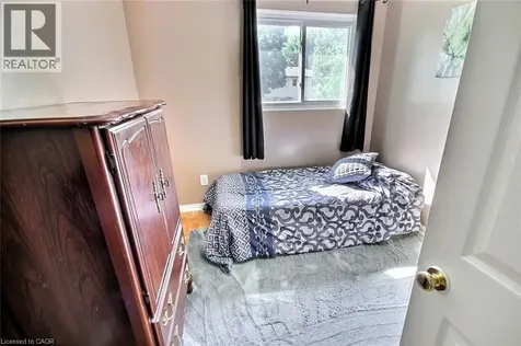 541 Parkview Crescent Cambridge ON N3H 4Z9