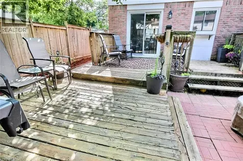 541 Parkview Crescent Cambridge ON N3H 4Z9