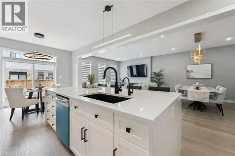 628 Florencedale Crescent Kitchener ON N2R 0N4