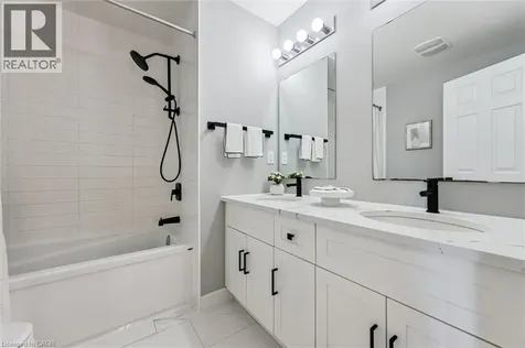 628 Florencedale Crescent Kitchener ON N2R 0N4