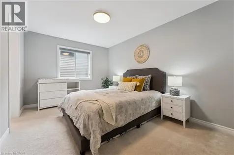 628 Florencedale Crescent Kitchener ON N2R 0N4