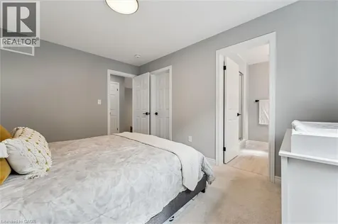628 Florencedale Crescent Kitchener ON N2R 0N4