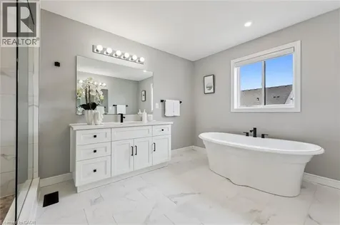 628 Florencedale Crescent Kitchener ON N2R 0N4
