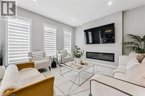 628 Florencedale Crescent Kitchener ON N2R 0N4