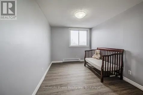 4 Avalon Place Kitchener ON N2M 4N6