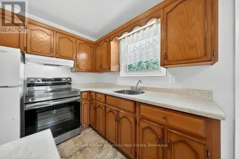 29 Delmar Boulevard Guelph (st. George's) ON N1E 2K9