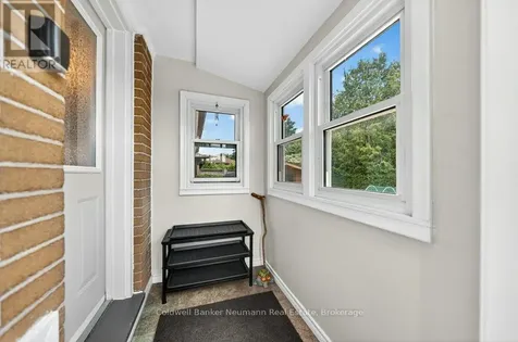 29 Delmar Boulevard Guelph (st. George's) ON N1E 2K9