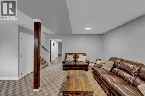 71 Paisley Court Chatham ON N7M 6J4