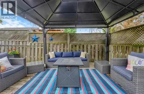 71 Paisley Court Chatham ON N7M 6J4