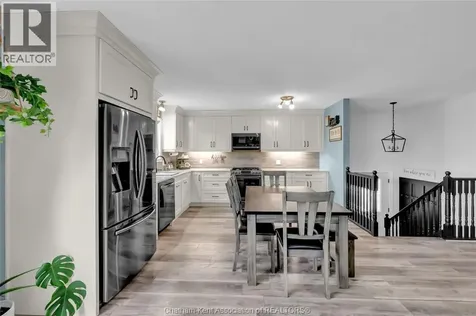71 Paisley Court Chatham ON N7M 6J4