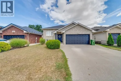 1174 Clover Windsor ON N8P 1W1