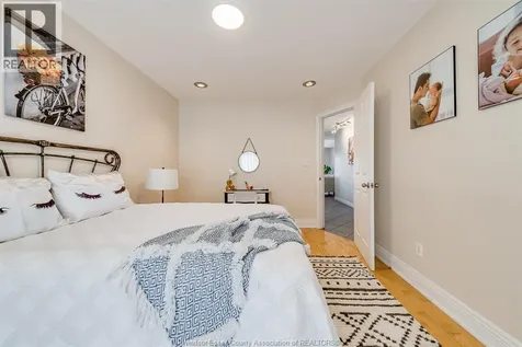 1174 Clover Windsor ON N8P 1W1