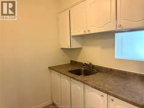 2565 Lauzon Road Windsor ON N8T 2Z5