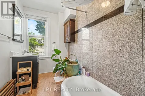 475 Maclaren Street Ottawa ON K1R 5K5