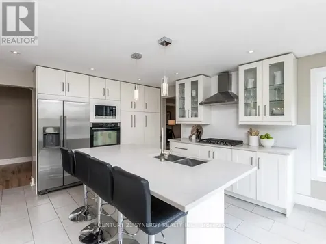 26 Jacqueline Crescent Ottawa ON K2S 1M2