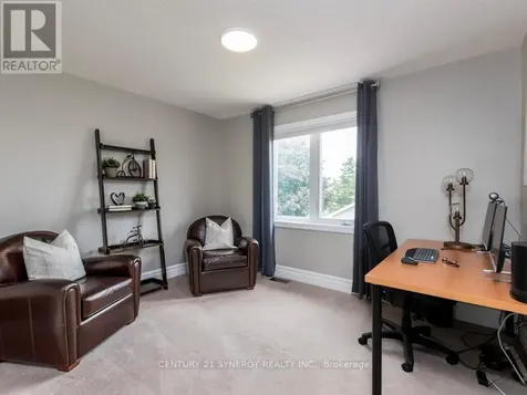 26 Jacqueline Crescent Ottawa ON K2S 1M2
