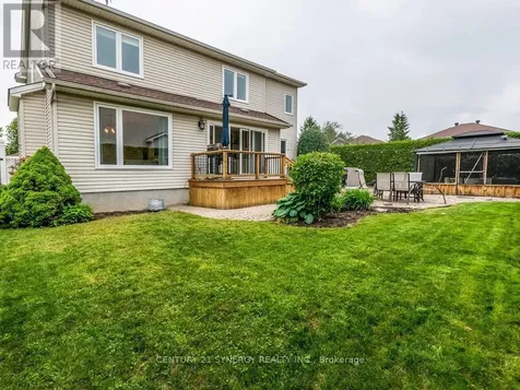 26 Jacqueline Crescent Ottawa ON K2S 1M2