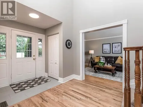 26 Jacqueline Crescent Ottawa ON K2S 1M2