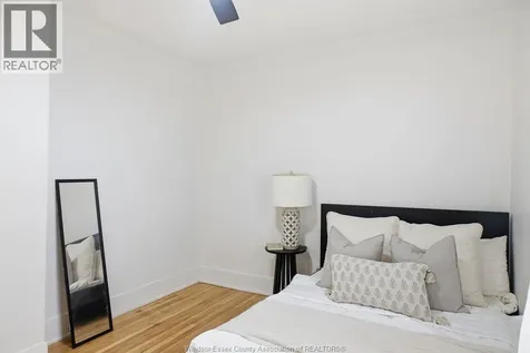2265 Cabana Windsor ON N9E 3K1