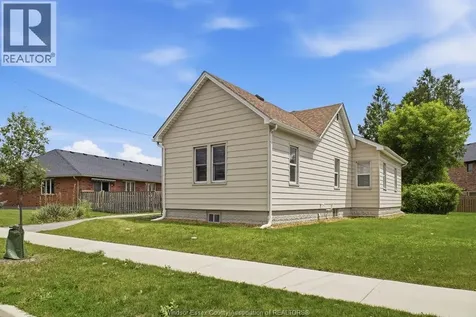 2265 Cabana Windsor ON N9E 3K1
