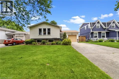 644 Lomond Crescent Burlington ON L7L 2N9