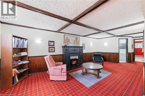 644 Lomond Crescent Burlington ON L7L 2N9