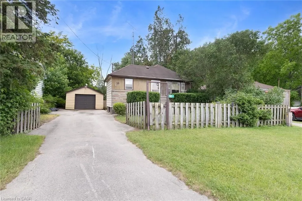 10 Simcoe Street Delhi ON N4B 1A7