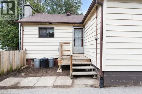 10 Simcoe Street Delhi ON N4B 1A7