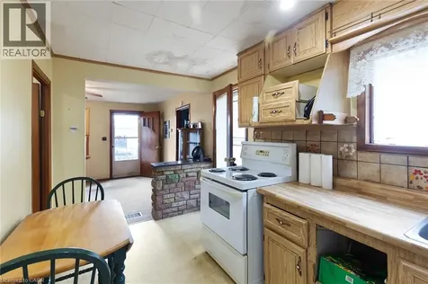 10 Simcoe Street Delhi ON N4B 1A7
