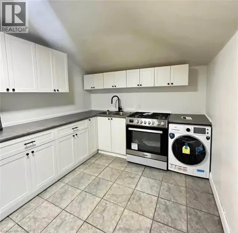 216 John Street North Hamilton ON L8L 4P5