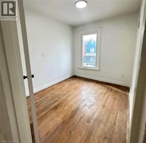 216 John Street North Hamilton ON L8L 4P5