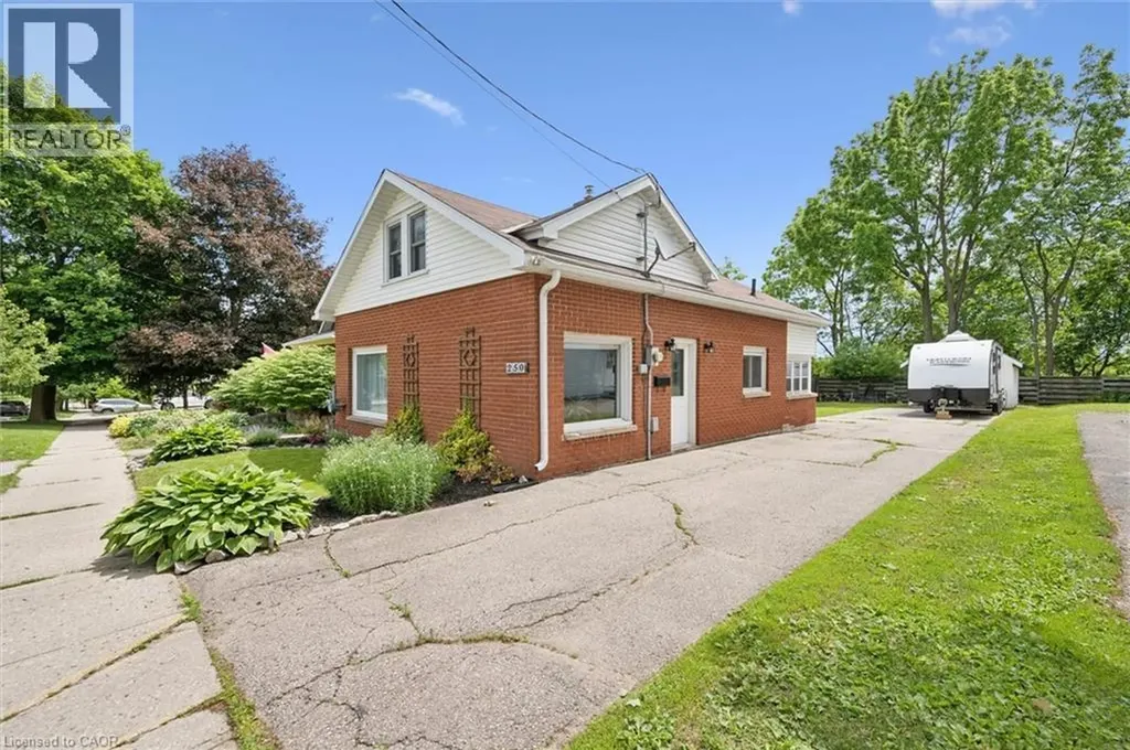 250 St George Street East Fergus ON N1M 1K4