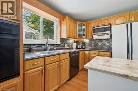250 St George Street East Fergus ON N1M 1K4