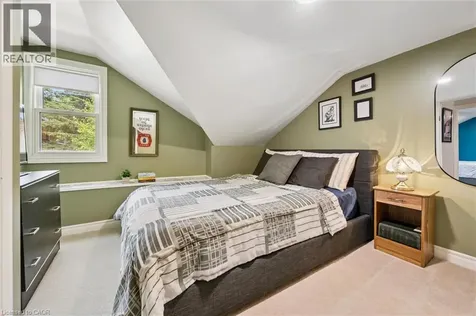 250 St George Street East Fergus ON N1M 1K4