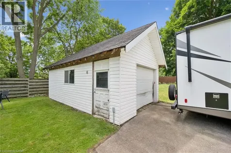 250 St George Street East Fergus ON N1M 1K4