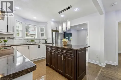 180 Campbell Avenue Hamilton ON L8H 2G3