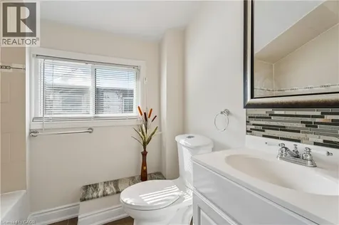 180 Campbell Avenue Hamilton ON L8H 2G3