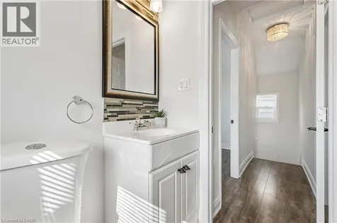 180 Campbell Avenue Hamilton ON L8H 2G3