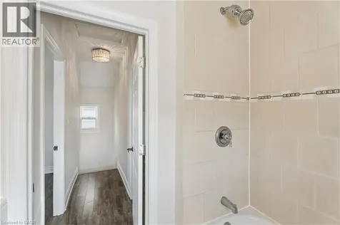180 Campbell Avenue Hamilton ON L8H 2G3