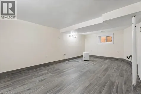 180 Campbell Avenue Hamilton ON L8H 2G3