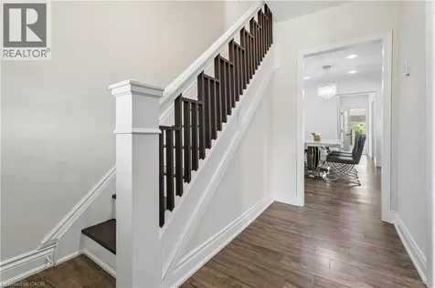 180 Campbell Avenue Hamilton ON L8H 2G3