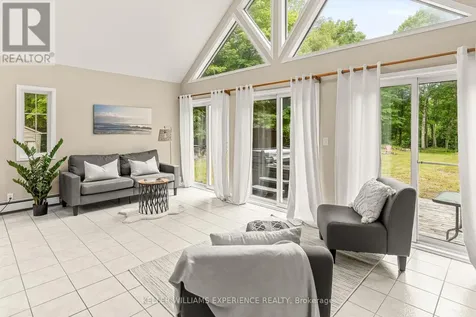 7516 Island Crescent West Ramara ON L0K 2B0
