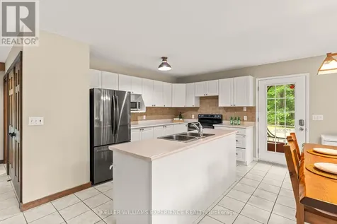 7516 Island Crescent West Ramara ON L0K 2B0