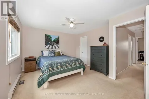 26 Armadale Crescent Ottawa ON K2J 4A4