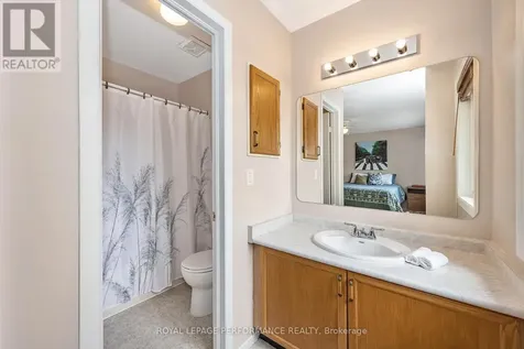 26 Armadale Crescent Ottawa ON K2J 4A4